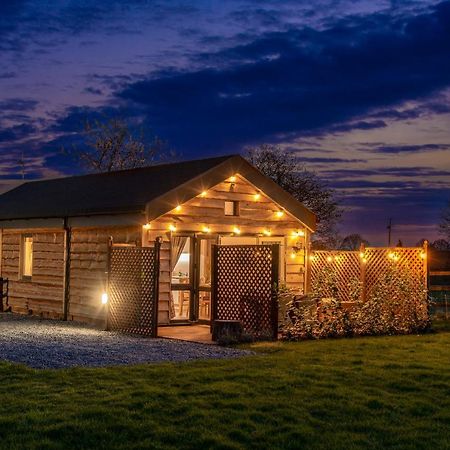 Montana Log Cabin - Ockeridge Rural Retreats Wichenford Esterno foto